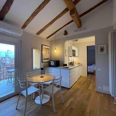 Romantic Attic Room With Panoramic View Bologna Luaran gambar