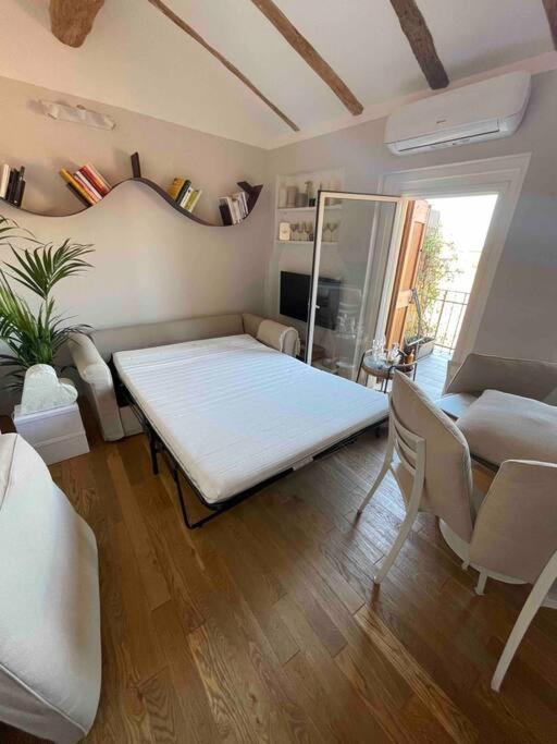 Romantic Attic Room With Panoramic View Bologna Luaran gambar