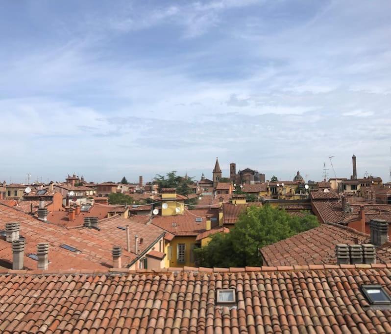 Romantic Attic Room With Panoramic View Bologna Luaran gambar